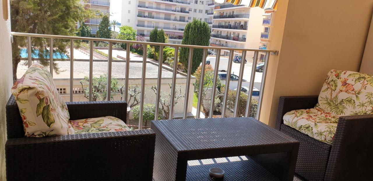 Ferienwohnung Les Caroubiers Roquebrune-Cap-Martin Exterior foto
