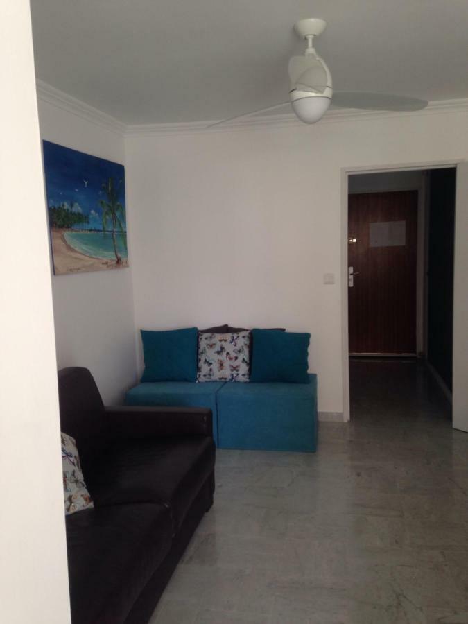Ferienwohnung Les Caroubiers Roquebrune-Cap-Martin Exterior foto